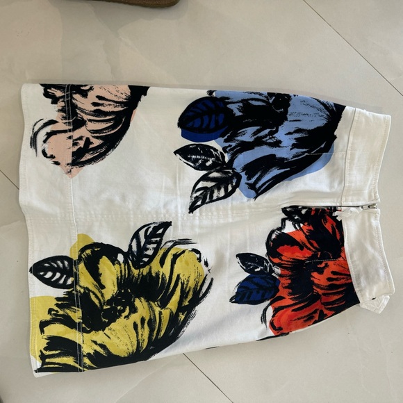 Anthropologie Maeve
Women's Floral Buckle Skirt - Picture 6 of 7